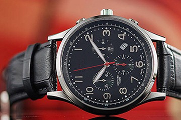 济南江诗丹顿手表为什么不戴就不走了